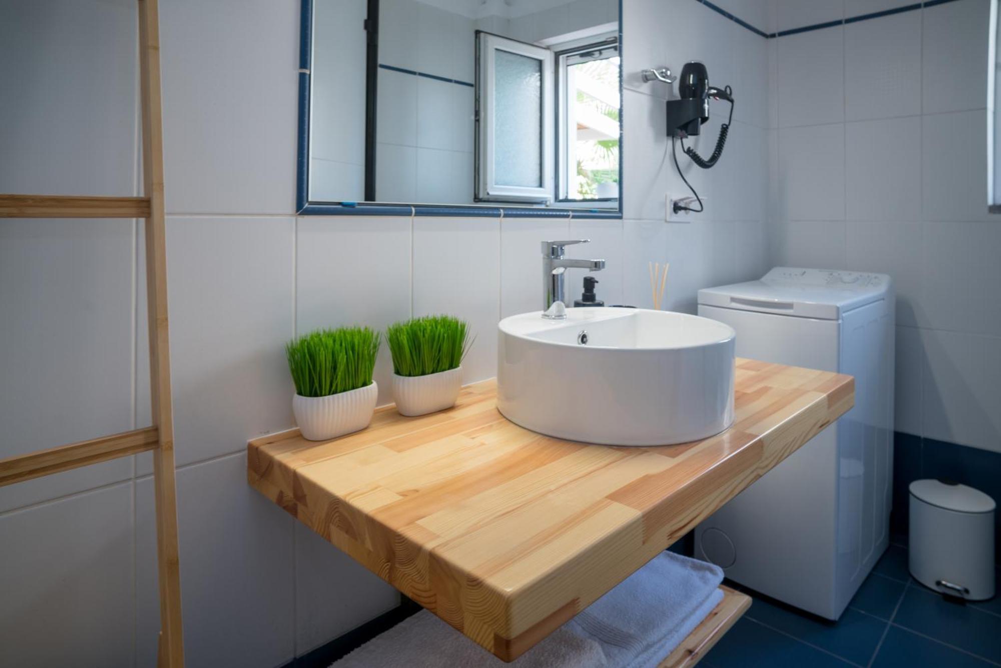 Coconut Blue Apartment Itea Exterior foto