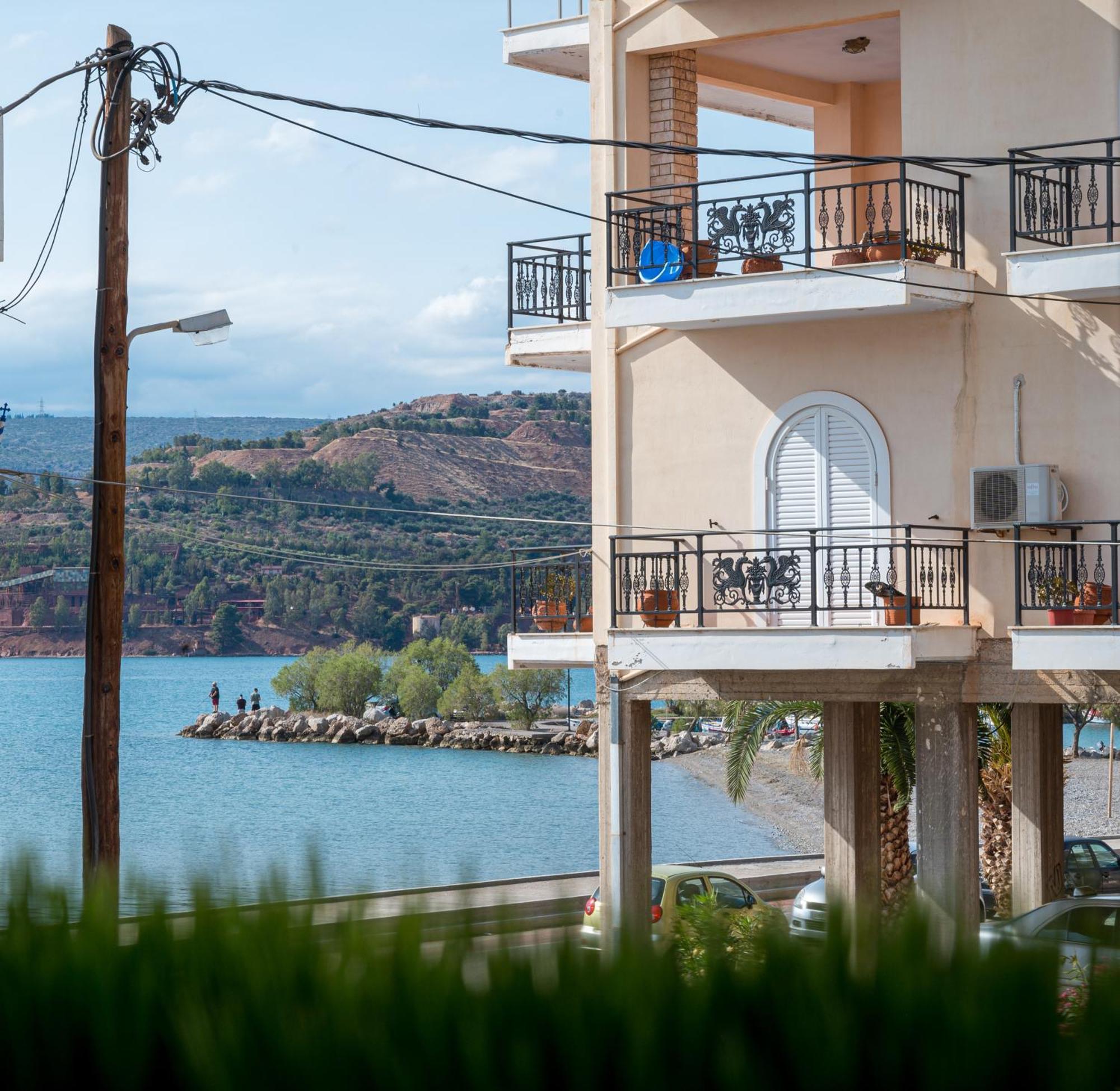 Coconut Blue Apartment Itea Exterior foto